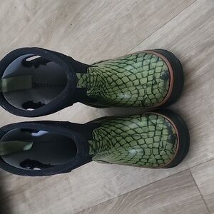Bogs toddler size 7 winter boots